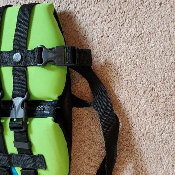 XPS  Blue and green type 3 child type 3 child safety swim vest - Picture 3 of 10